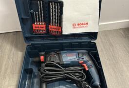 Location outil Marteau perforateur électrique Bosch près de Saulx-les-Chartreux
