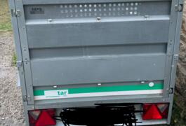 Location outil Remorque Moins de 750kg près de Taden