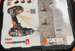 Location outil Perceuse Sans-fil Worx près de Soulangy