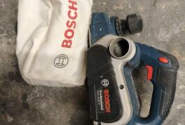 Location outil Rabot Électrique Bosch près de Montbéliard