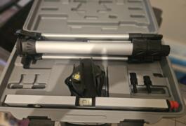 Location outil Niveau laser près de Massay