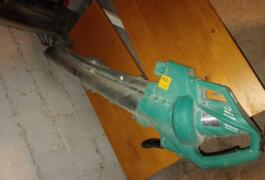 Location outil Aspirateur souffleur Électrique près de Saint-Parres-aux-Tertres