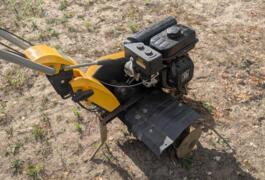 Location outil Motobineuse Thermique Divers près de Berny-Rivière