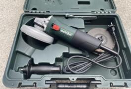 Location outil Meuleuse Électrique Metabo près de Savonnières