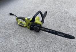Location outil Tronçonneuse Électrique Ryobi près de Savonnières