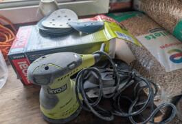 Location outil Ponceuse orbitale Électrique Ryobi près de Seilh