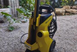 Location outil Nettoyeur haute pression Électrique Karcher près de Châtillon-la-Palud