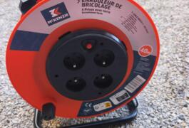 Location outil Rallonge électrique 40m Mc-kenzie près de Châtillon-la-Palud