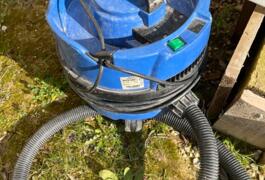 Location outil Aspirateur eau poussière Électrique près de Marseille