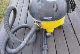 Location outil Aspirateur eau poussière Électrique Karcher près de Clermont