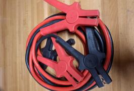 Location outil Cables de démarrage Aeg près de Autet