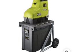 Location outil Broyeur de végetaux Électrique Ryobi près de Crécy-la-Chapelle