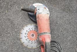 Location outil Découpeuse à disque Électrique Hilti près de Béhéricourt