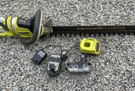 Location outil Taille haie Électrique Ryobi près de Bosroumois