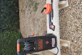 Location outil Nettoyeur haute pression Électrique Black et decker près de Saint-Médard-en-Forez