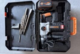 Location outil Burineur perforateur Électrique Worx près de Saint-Julien