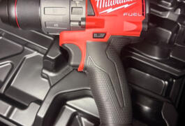 Location outil Perceuse Sans-fil Milwaukee près de Wargnies-le-Grand