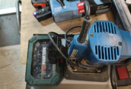 Location outil Défonceuse à bois Électrique Ryobi près de Salses-le-Château