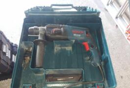 Location outil Burineur perforateur Électrique Bosch près de Mazères