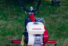 Location outil Motoculteur Thermique Honda près de Pont-Sainte-Maxence
