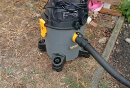 Location outil Aspirateur eau poussière Électrique Einhell près de Mazères