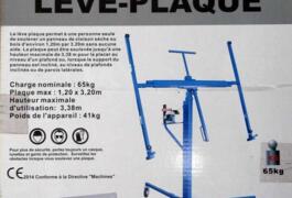 Location outil Lève plaque près de Ussac