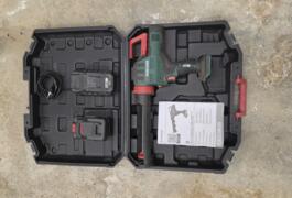Location outil Pistolet silicone Parkside près de Ussac