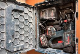 Location outil Perceuse Sans-fil Bosch pro près de Vaires-sur-Marne