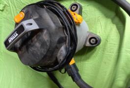 Location outil Aspirateur Électrique près de Guerlesquin