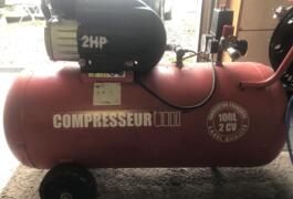 Location outil Compresseur Électrique près de Combronde
