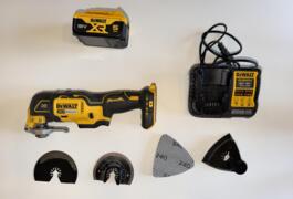 Location outil Outil multifonction Électrique Dewalt près de Parempuyre