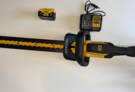 Location outil Taille haie Électrique Dewalt près de Parempuyre