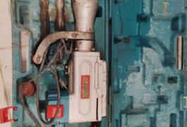 Location outil Marteau piqueur Électrique près de Wizernes