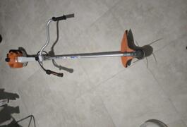Location outil Débroussailleuse Thermique Stihl près de Donzère