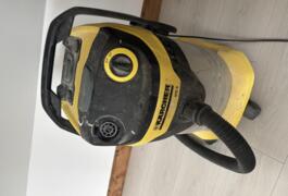 Location outil Aspirateur eau poussière Électrique Karcher près de Vulbens