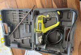 Location outil Burineur perforateur Électrique Ryobi près de Istres