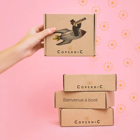 Boîte carton personnalisée à oreilles Copernic, fabrication Smartpack
