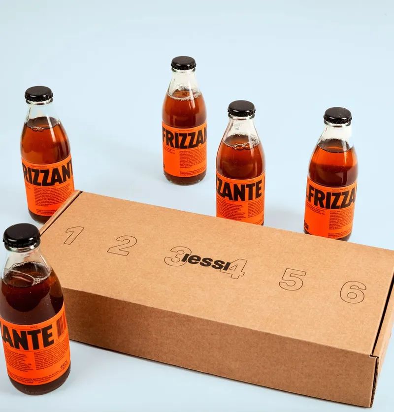 Coffret bouteille personnalisé Frizzante, fermée, fabrication Smartpack