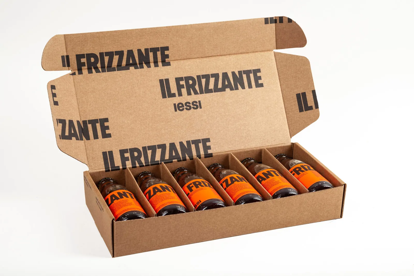 Coffret bouteille personnalisé Frizzante, détail, fabrication Smartpack