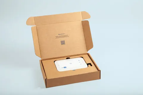 Boîte carton personnalisée à oreilles Koovea, fabrication Smartpack