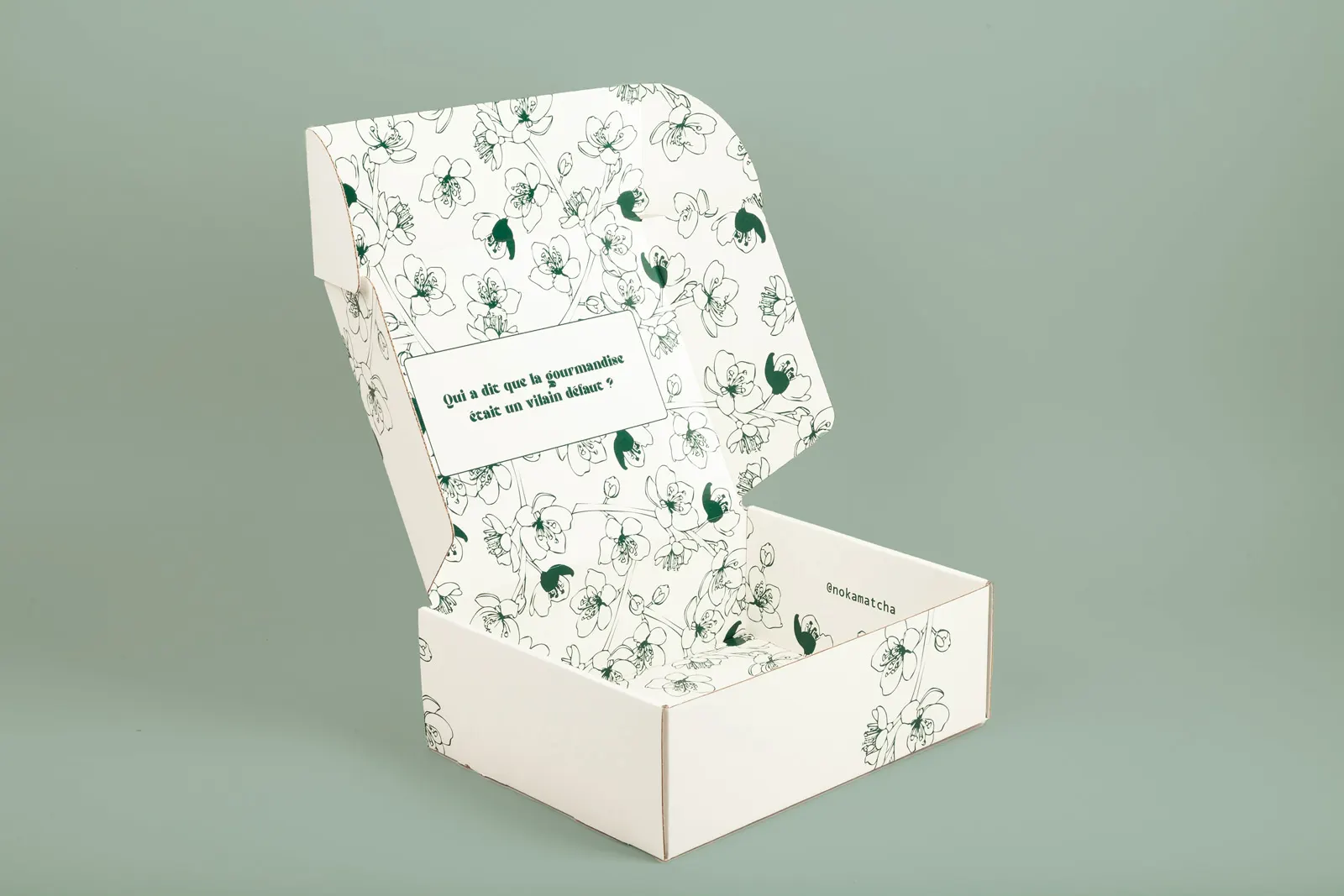 Boîte carton personnalisée à oreilles Noka Matcha, fabrication Smartpack