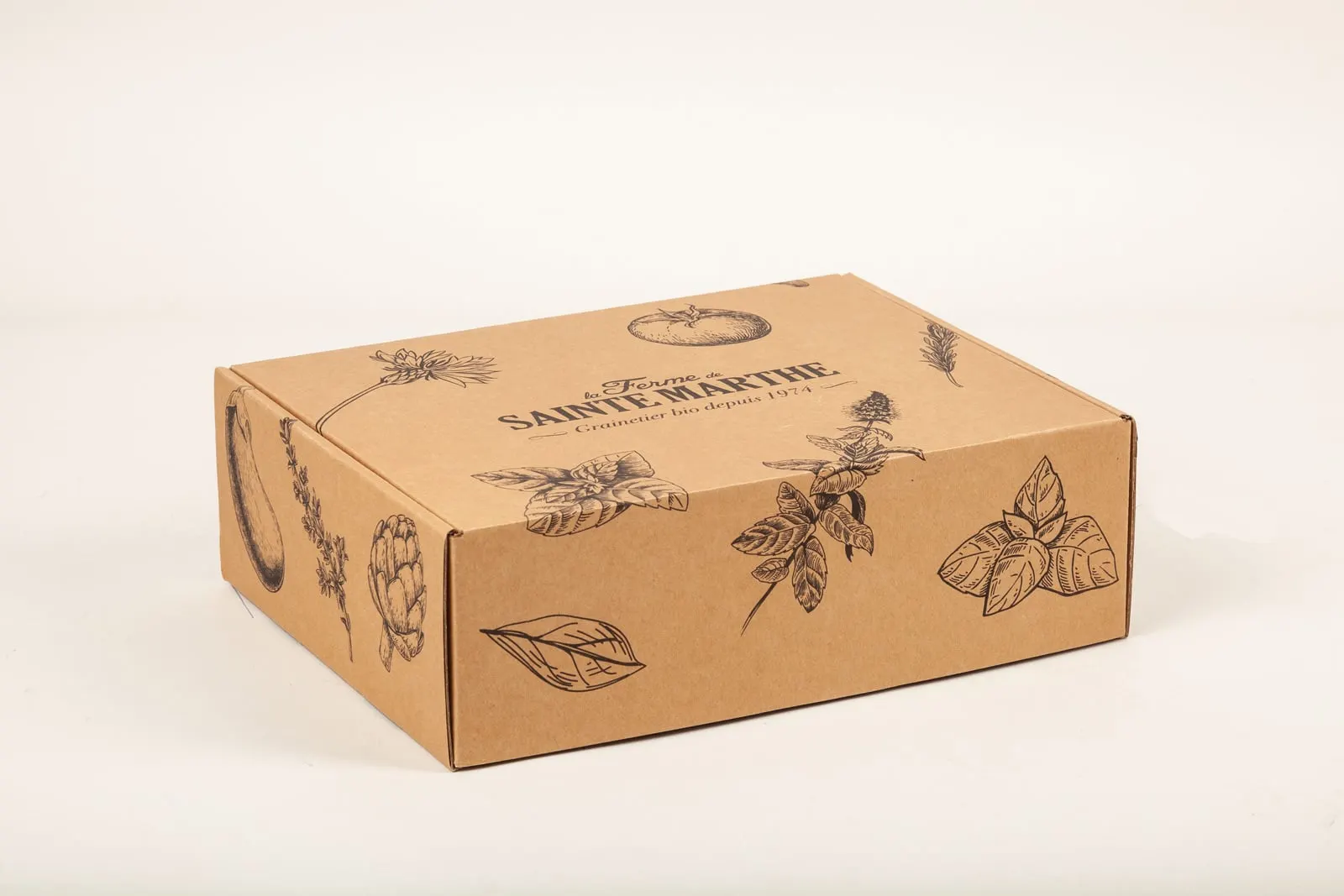 Boîte carton personnalisée à oreilles Sainte Marthe, fermée, fabrication Smartpack