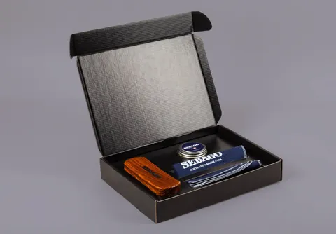 Boîte carton personnalisée à oreilles Sebago, fabrication Smartpack