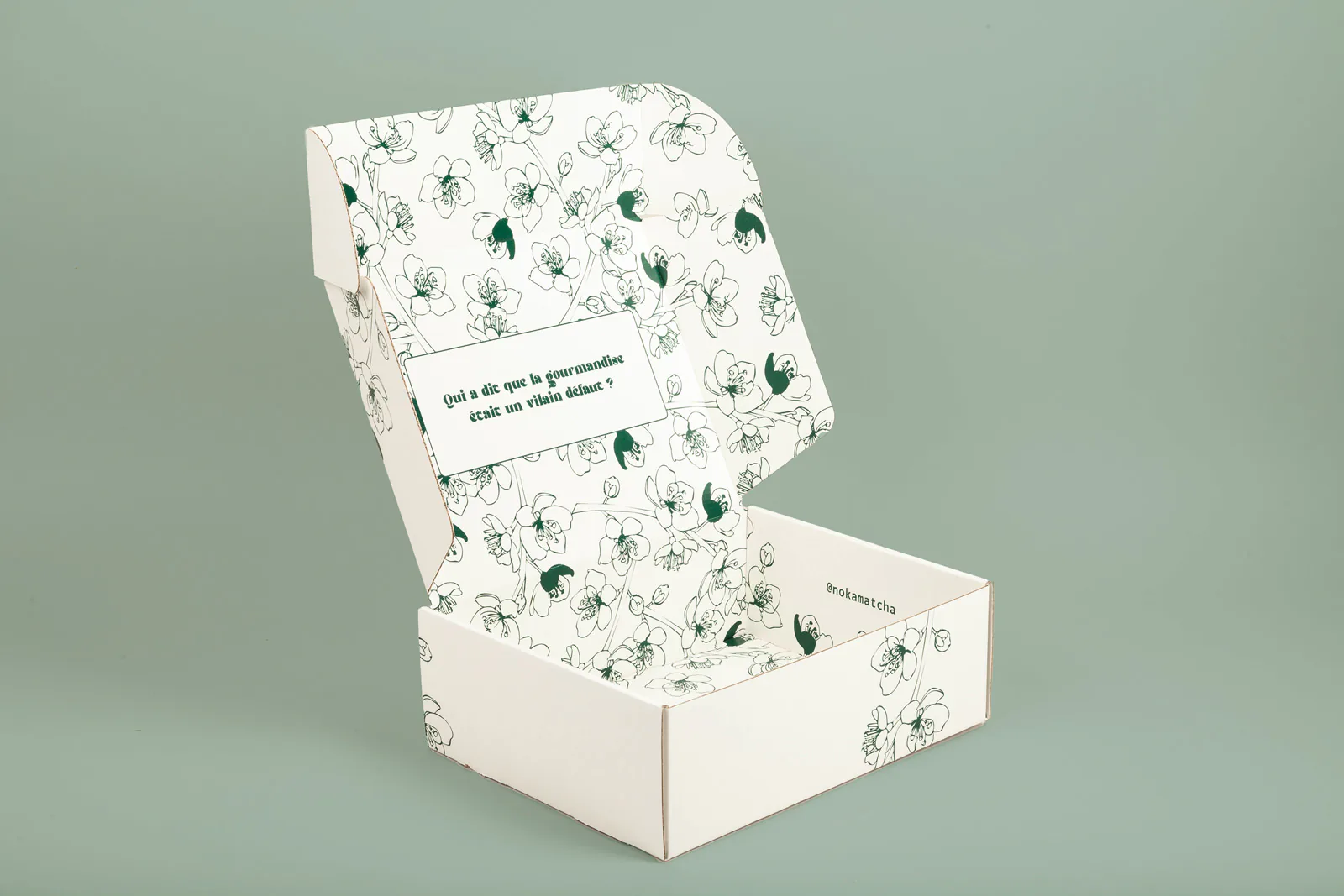 Boîte carton personnalisée à oreilles Noka Matcha, fabrication Smartpack