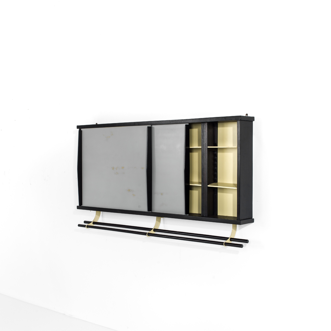 Lot 53 - Charlotte Perriand (1903-1999)  Armoire &agrave; pharmacie