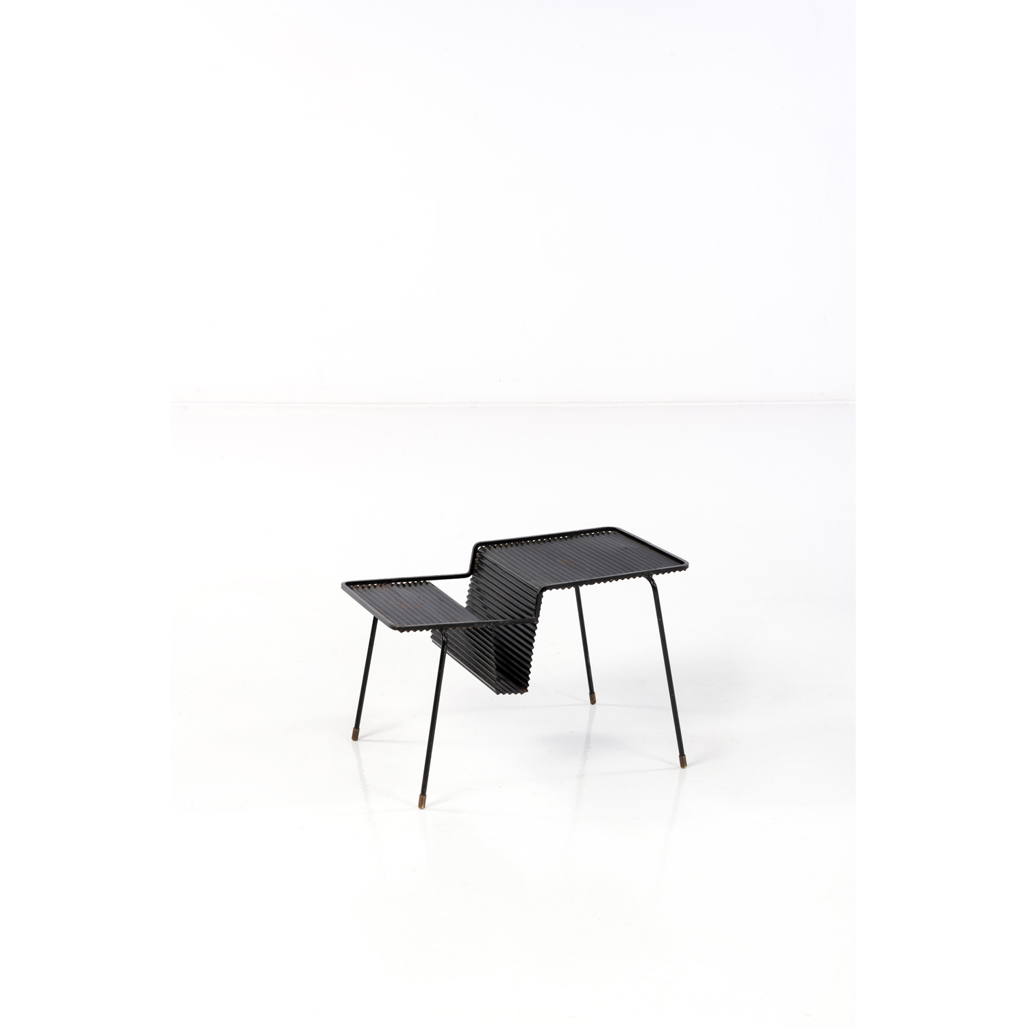 Mathieu Matégot (1910-2001) Table | Piasa