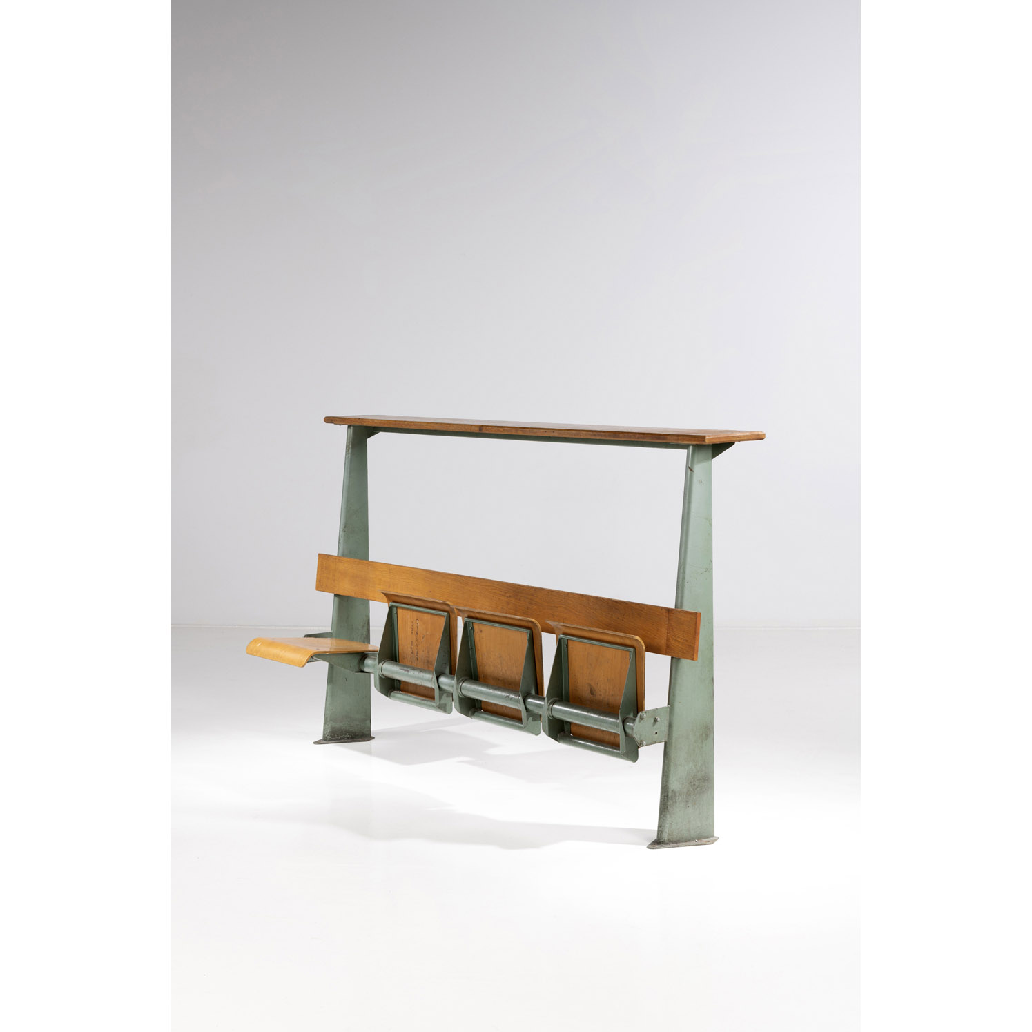 Jean Prouvé (1901-1984) Lecture hall bench | Piasa