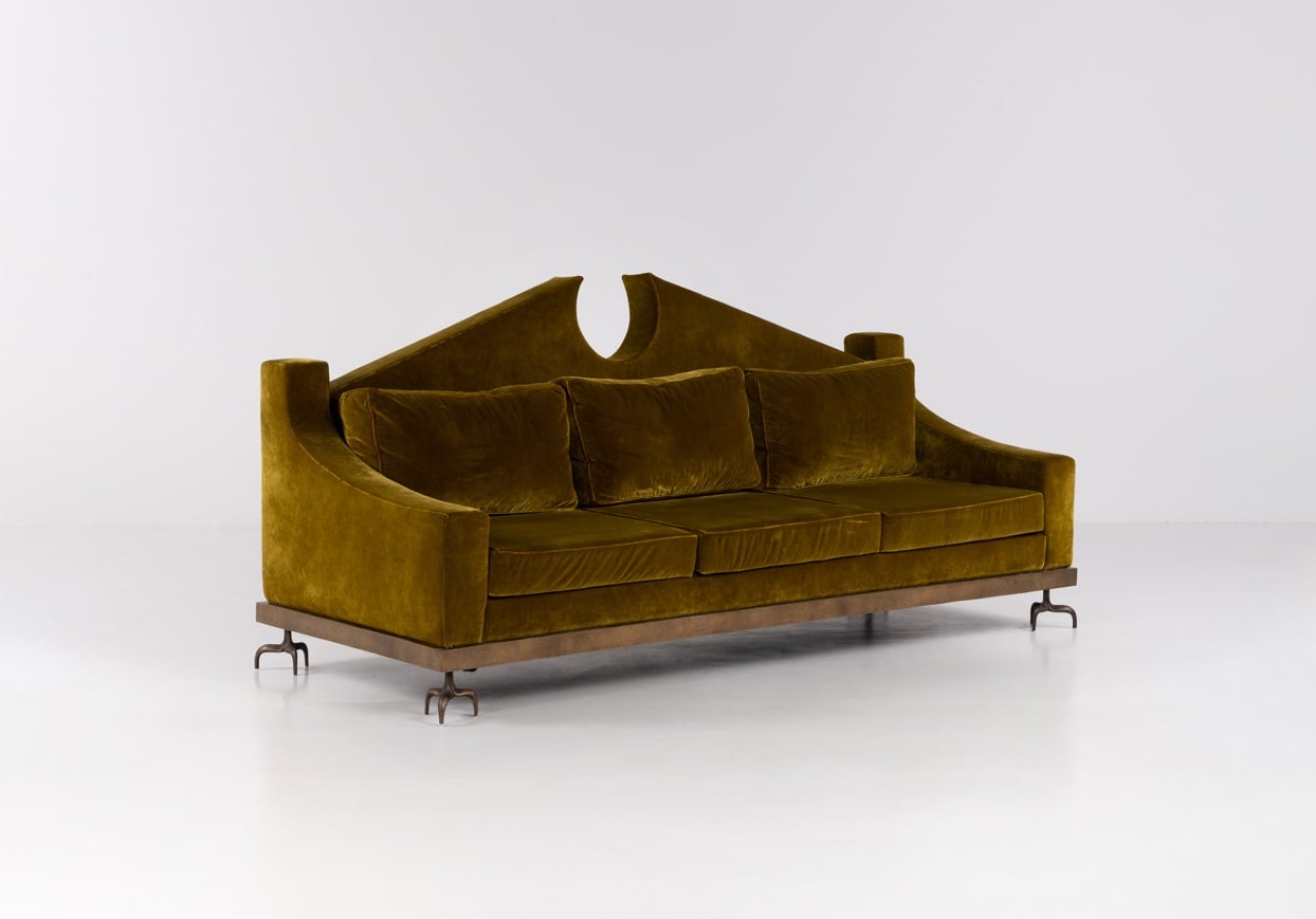 Vincent Darr&eacute; Collection Renaissance Canap&eacute; &agrave; la Fran&ccedil;aise - &Eacute;preuve d'artiste Canap&eacute; Bronze et velours Mod&egrave;le cr&eacute;&eacute; en 2018 H 109,4 &times; L 245 &times; P 97 cm
