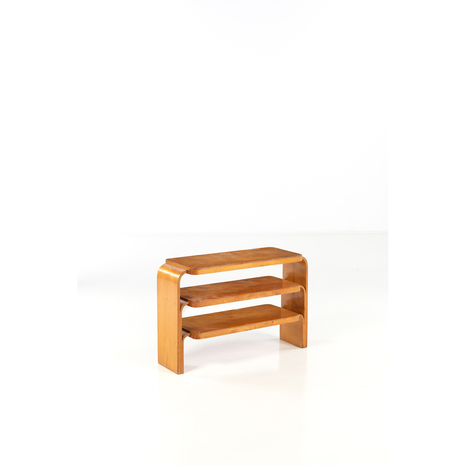 Alvar Aalto (1898-1976) Bibliothèque basse