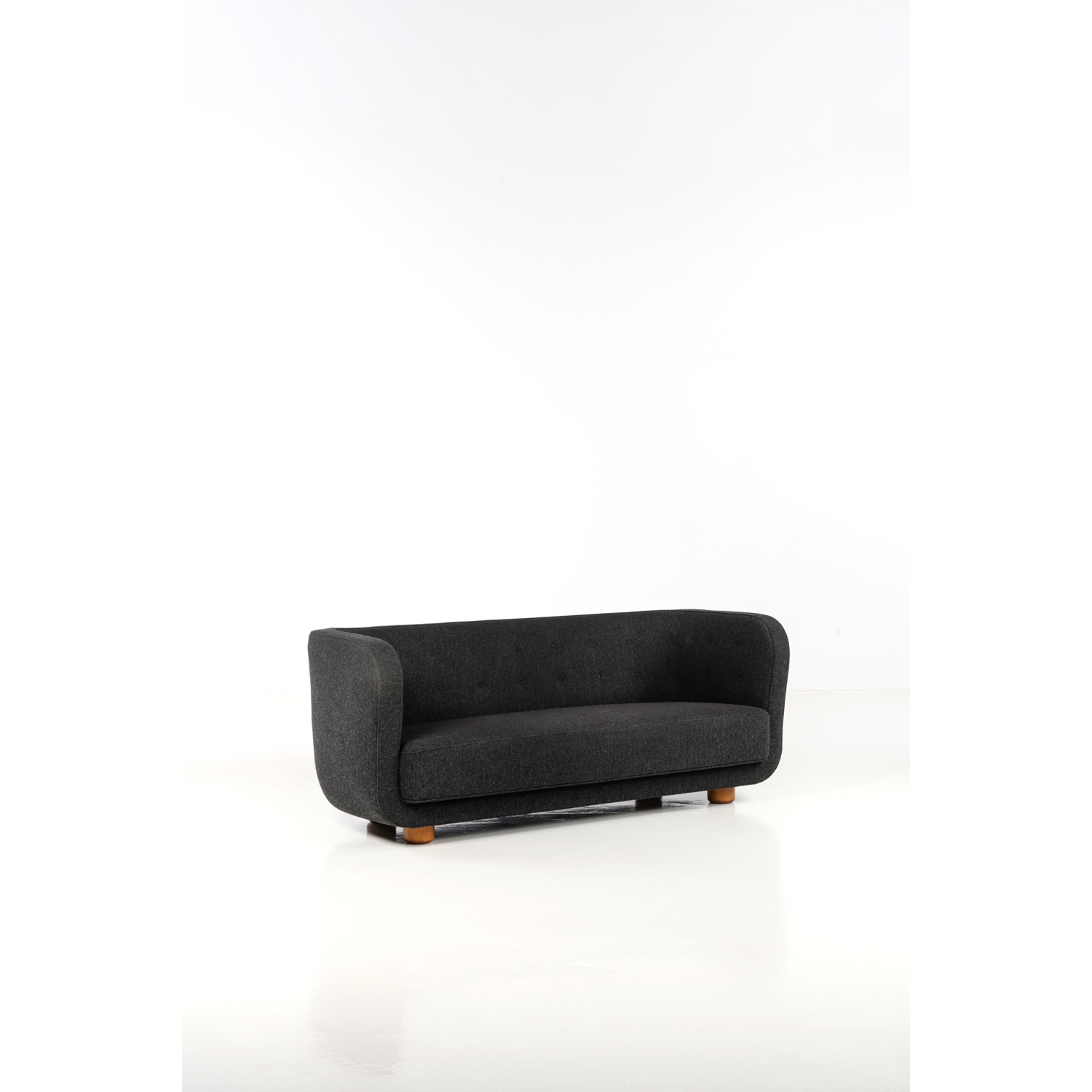 Flemming Lassen (1902-1984) Sofa